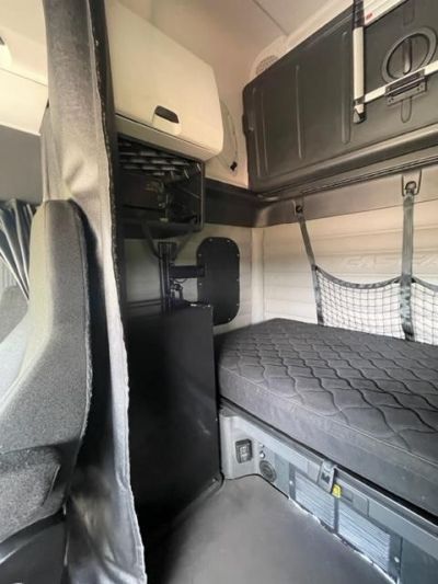 USED 2018 FREIGHTLINER CASCADIA 126 SLEEPER TRUCK #$vid