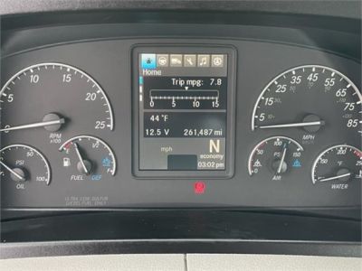 USED 2018 FREIGHTLINER CASCADIA 126 DAYCAB TRUCK #$vid