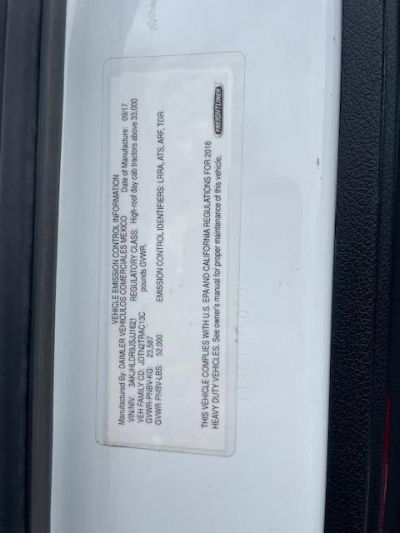 USED 2018 FREIGHTLINER CASCADIA 126 DAYCAB TRUCK #$vid