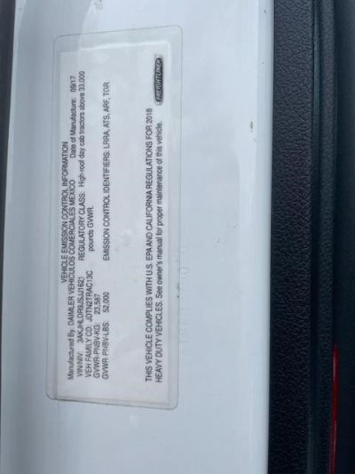 USED 2018 FREIGHTLINER CASCADIA 126 DAYCAB TRUCK #$vid