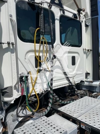 USED 2016 FREIGHTLINER CASCADIA 113 DAYCAB TRUCK #$vid