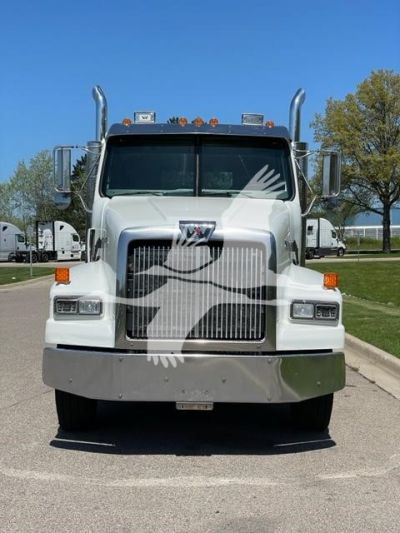 USED 2012 WESTERN STAR 4900 SLEEPER TRUCK #$vid