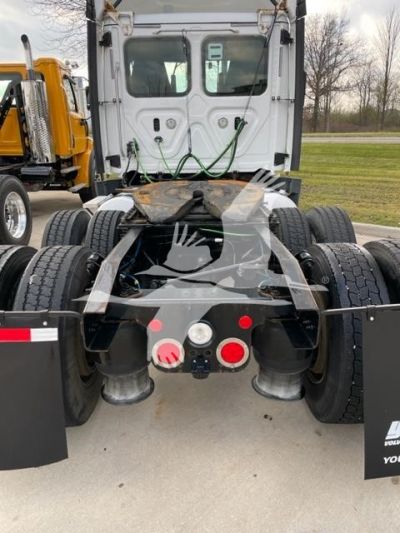 USED 2019 FREIGHTLINER CASCADIA 125 DAYCAB TRUCK #$vid
