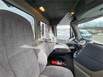 USED 2017 FREIGHTLINER CASCADIA 125 DAYCAB TRUCK #$vid
