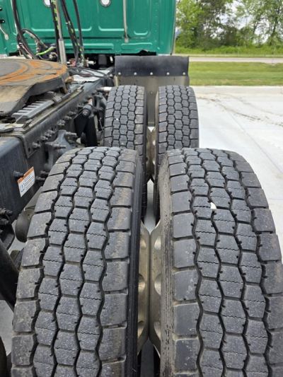 USED 2022 WESTERN STAR 49X SLEEPER TRUCK #$vid