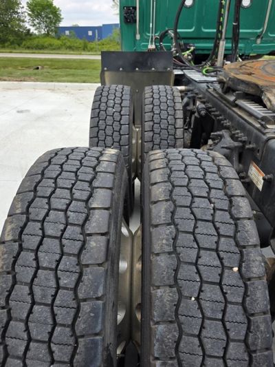 USED 2022 WESTERN STAR 49X SLEEPER TRUCK #$vid