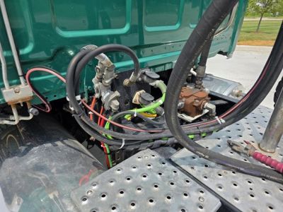 USED 2022 WESTERN STAR 49X SLEEPER TRUCK #$vid