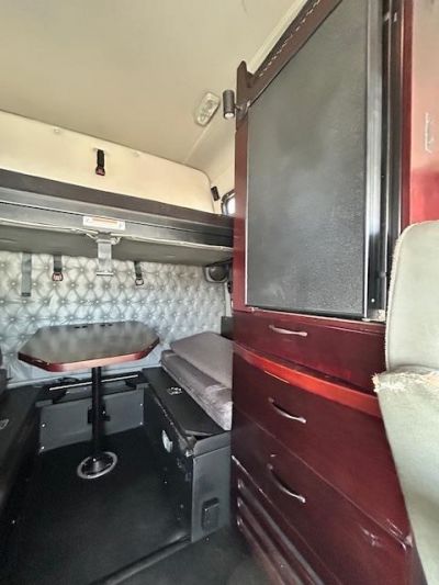 USED 2019 WESTERN STAR 5700XE SLEEPER TRUCK #$vid