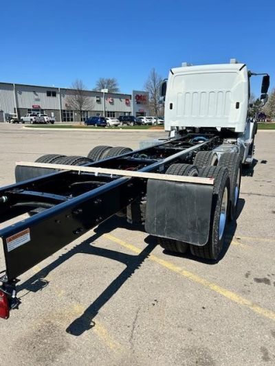 NEW 2025 FREIGHTLINER BUSINESS CLASS M2 112 CAB CHASSIS TRUCK #$vid