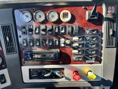 USED 2016 FREIGHTLINER 122SD DAYCAB TRUCK #$vid
