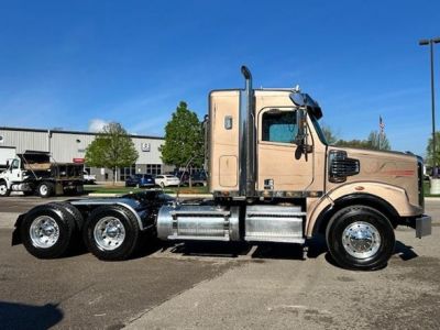 USED 2016 FREIGHTLINER 122SD DAYCAB TRUCK #$vid