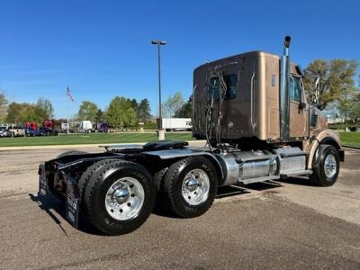 USED 2016 FREIGHTLINER 122SD DAYCAB TRUCK #$vid