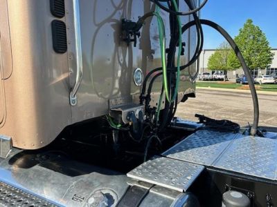 USED 2016 FREIGHTLINER 122SD DAYCAB TRUCK #$vid