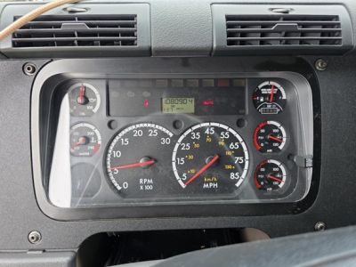 USED 2014 FREIGHTLINER CASCADIA 125 EVOLUTION SLEEPER TRUCK #$vid