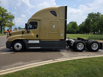 USED 2014 FREIGHTLINER CASCADIA 125 EVOLUTION SLEEPER TRUCK #$vid