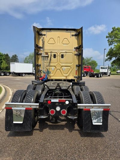 USED 2014 FREIGHTLINER CASCADIA 125 EVOLUTION SLEEPER TRUCK #$vid