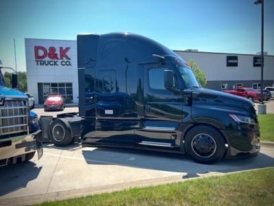 NEW 2026 FREIGHTLINER CASCADIA 126 SLEEPER TRUCK #$vid