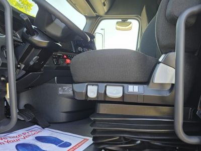 NEW 2026 FREIGHTLINER CASCADIA 126 SLEEPER TRUCK #$vid