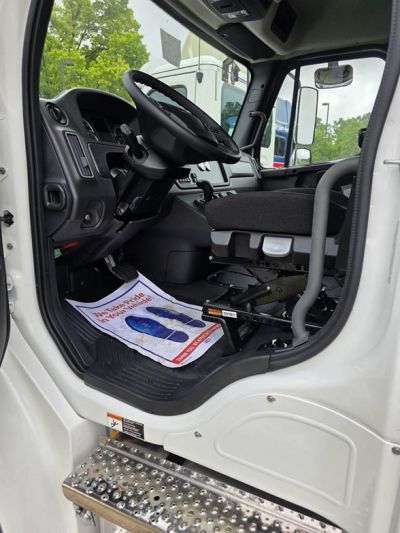 NEW 2025 FREIGHTLINER BUSINESS CLASS M2 106 PL MOVING TRUCK #$vid