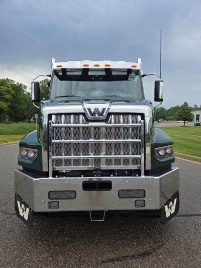 NEW 2026 WESTERN STAR 49X SLEEPER TRUCK #$vid