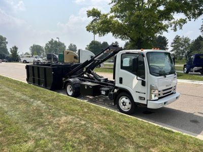 NEW 2025 ISUZU NRR ROLL-OFF GARBAGE TRUCK #$vid