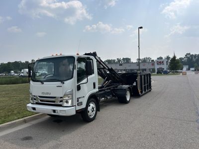 NEW 2025 ISUZU NRR ROLL-OFF GARBAGE TRUCK #$vid