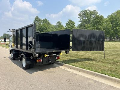 NEW 2025 ISUZU NRR ROLL-OFF GARBAGE TRUCK #$vid