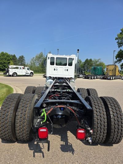 NEW 2026 WESTERN STAR 49X CAB CHASSIS TRUCK #$vid