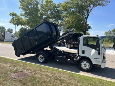 NEW 2025 ISUZU NRR ROLL-OFF GARBAGE TRUCK #$vid
