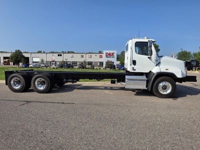 NEW 2026 FREIGHTLINER 114SD CAB CHASSIS TRUCK #$vid