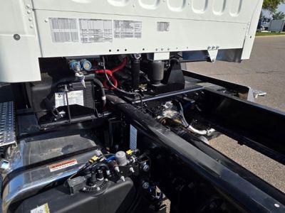 NEW 2026 FREIGHTLINER 114SD CAB CHASSIS TRUCK #$vid