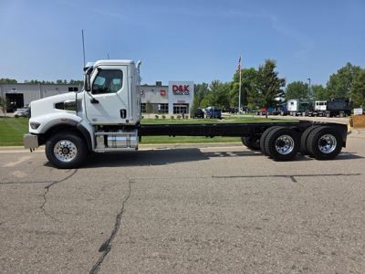 NEW 2026 WESTERN STAR 49X CAB CHASSIS TRUCK #$vid