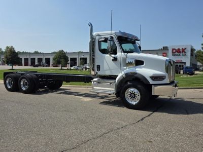 NEW 2026 WESTERN STAR 49X CAB CHASSIS TRUCK #$vid