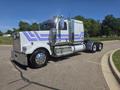 USED 2022 WESTERN STAR 4900EX SLEEPER TRUCK #$vid