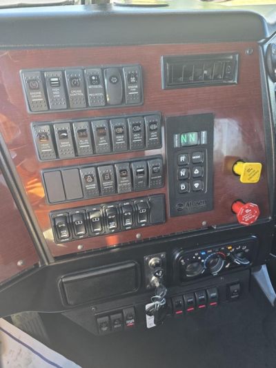 USED 2022 WESTERN STAR 4900EX SLEEPER TRUCK #$vid
