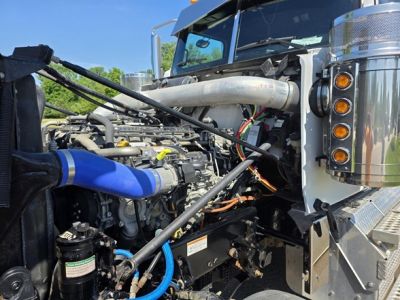USED 2022 WESTERN STAR 4900EX SLEEPER TRUCK #$vid