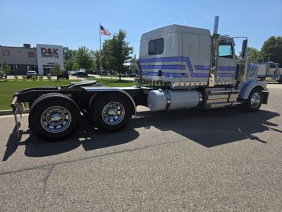 USED 2022 WESTERN STAR 4900EX SLEEPER TRUCK #$vid