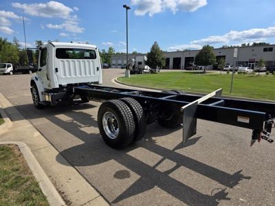 NEW 2025 FREIGHTLINER BUSINESS CLASS M2 106 PL CAB CHASSIS TRUCK #$vid