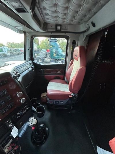 USED 2021 WESTERN STAR 4900EX SLEEPER TRUCK #$vid