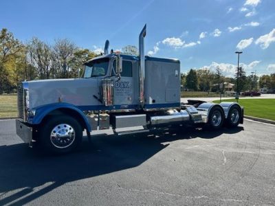 USED 2005 FREIGHTLINER FLD120 SLEEPER TRUCK #$vid