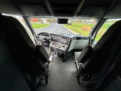 USED 2022 FREIGHTLINER CASCADIA 126 SLEEPER TRUCK #$vid