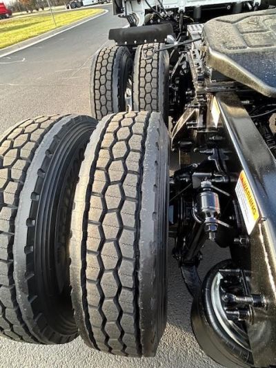 NEW 2026 FREIGHTLINER CASCADIA 126 SLEEPER TRUCK #$vid