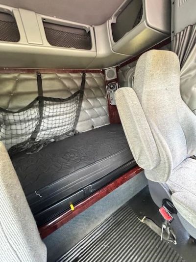 USED 2015 FREIGHTLINER CORONADO 122 SD SLEEPER TRUCK #$vid