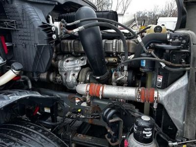 USED 2021 FREIGHTLINER CASCADIA 126 DAYCAB TRUCK #$vid