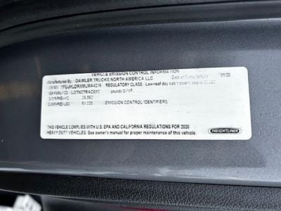 USED 2021 FREIGHTLINER CASCADIA 126 DAYCAB TRUCK #$vid