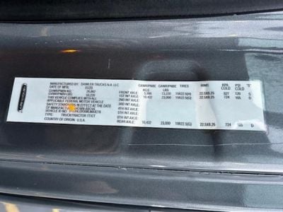 USED 2021 FREIGHTLINER CASCADIA 126 DAYCAB TRUCK #$vid