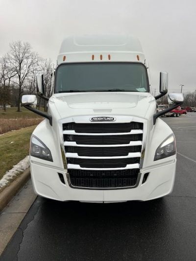 NEW 2026 FREIGHTLINER CASCADIA 126 SLEEPER TRUCK #$vid