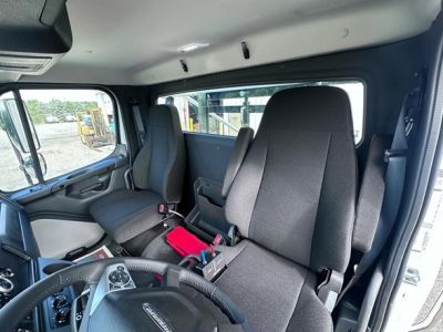 NEW 2025 FREIGHTLINER BUSINESS CLASS M2 106 PL HOOKLIFT TRUCK #$vid