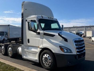 2020-freightliner-cascadia-126-daycab #1499
