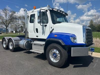2024-freightliner-114sd-daycab #1511